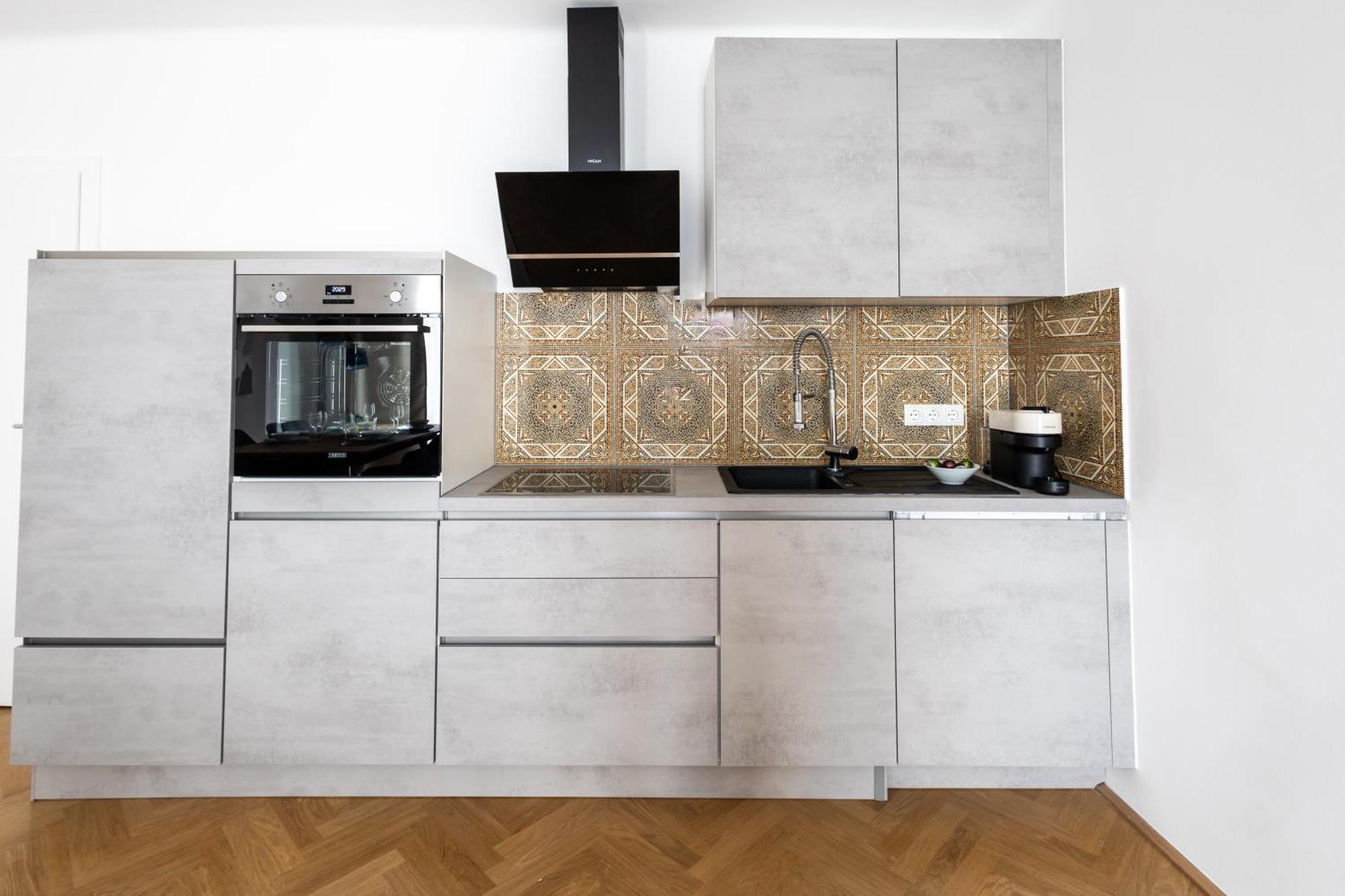 Apartment Central-new ; Marvelous Views Wien